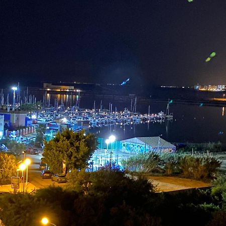 Apartment With A View Of The Sea Торевиеха Екстериор снимка