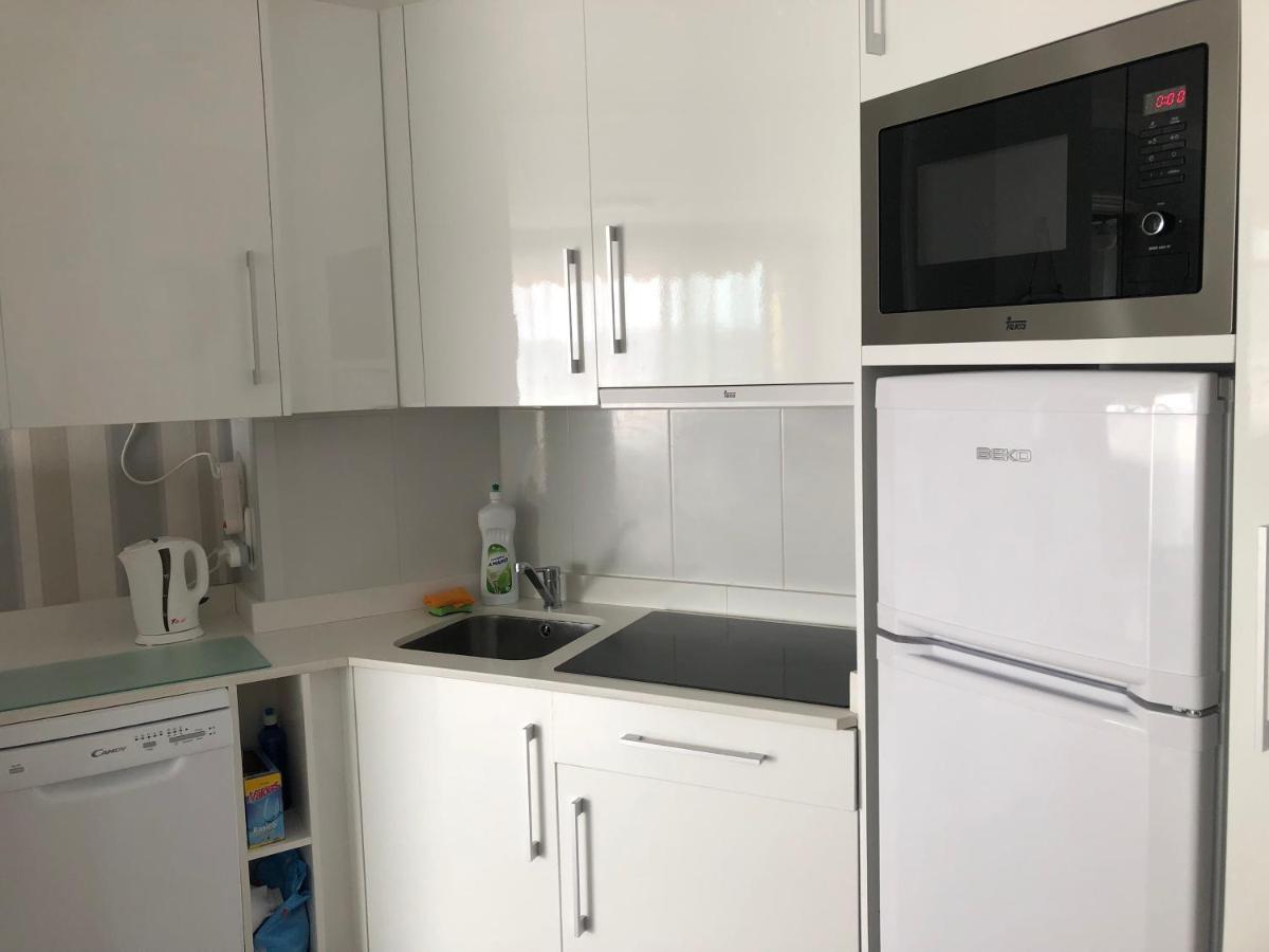 Apartment With A View Of The Sea Торевиеха Екстериор снимка