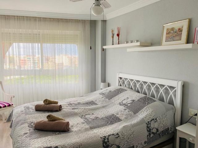 Apartment With A View Of The Sea Торевиеха Екстериор снимка