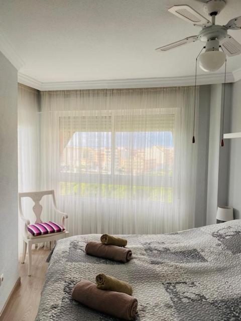 Apartment With A View Of The Sea Торевиеха Екстериор снимка