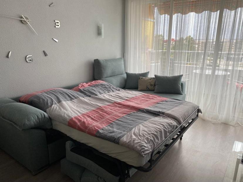 Apartment With A View Of The Sea Торевиеха Екстериор снимка